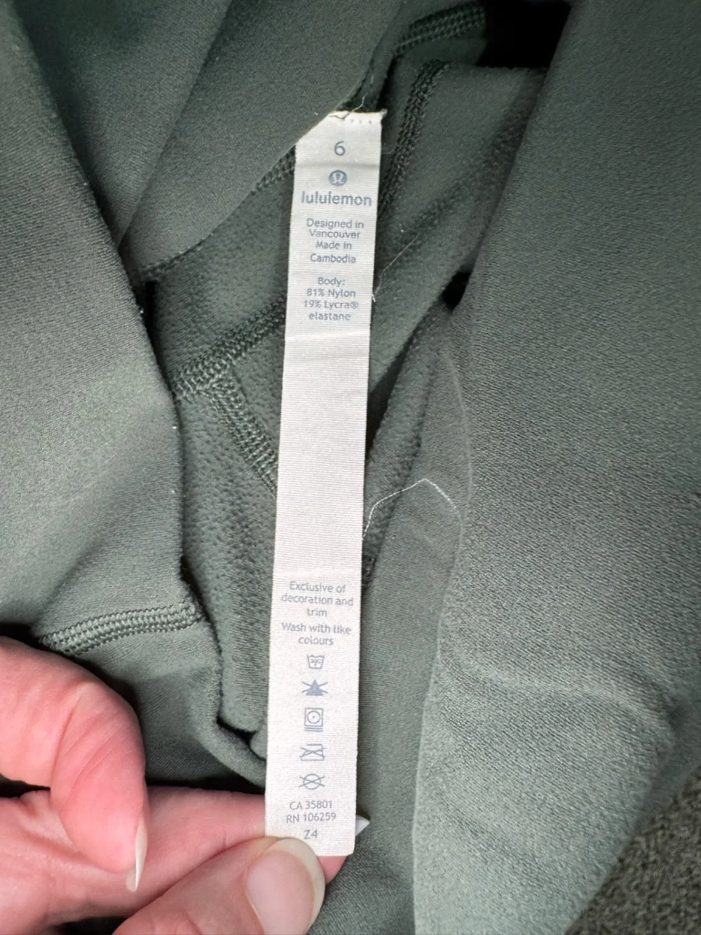 Lululemon Align Crop *21